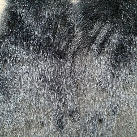 IKKS Reversible Vest Faux Fur Girl's Size 12 - Picture 3 of 8